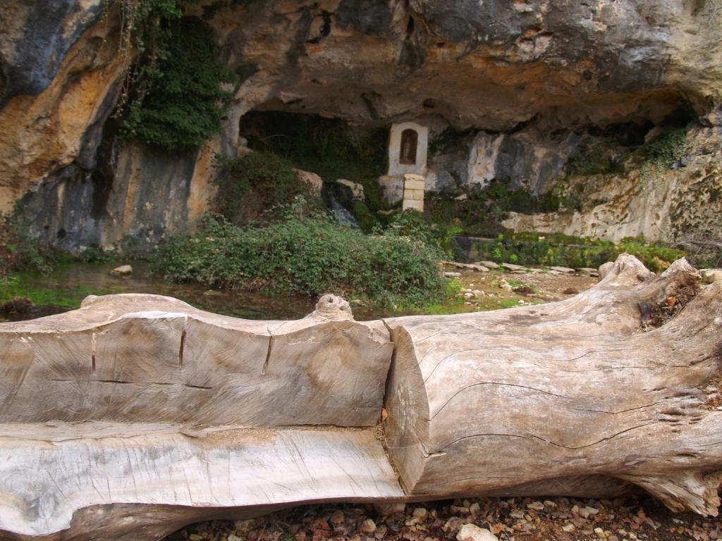 Font D'En Torres Solo Adultos Guest House Morella Luaran gambar
