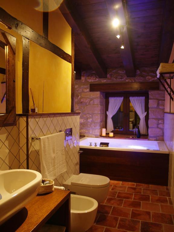 Font D'En Torres Solo Adultos Guest House Morella Luaran gambar